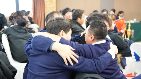 易視界2025年9月嘉獎(jiǎng)會暨10月啟動大會精彩圖集